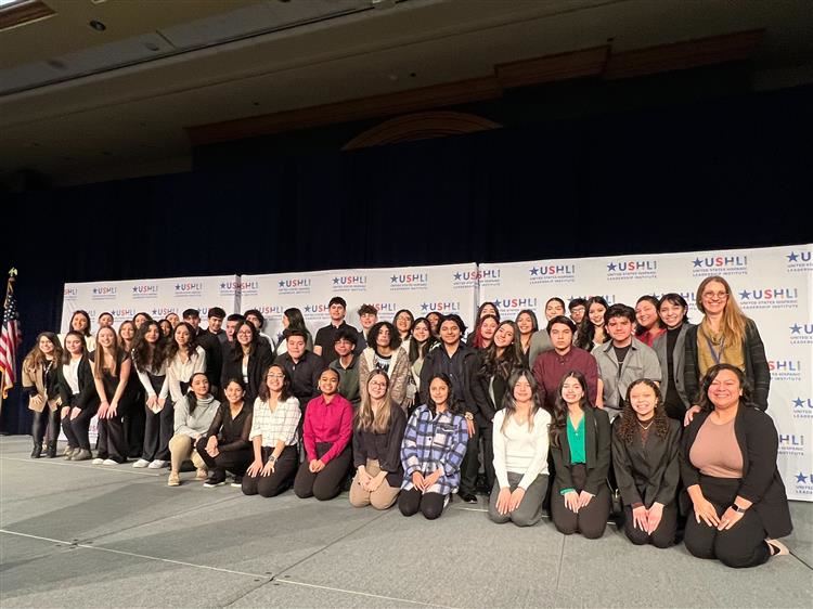 Students from Oswego East and Oswego High attending USHLI Conference