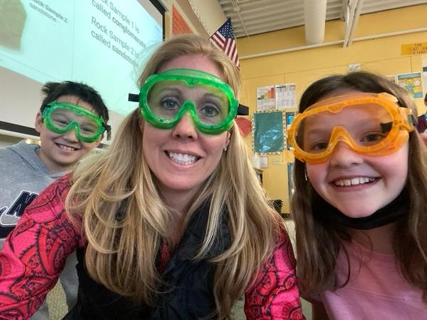 Mrs. Niles Class - Science Lesson