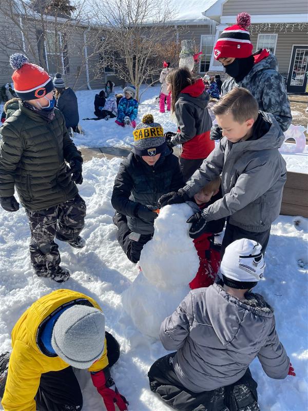 4th Grade Snowmen Fun at Bickford