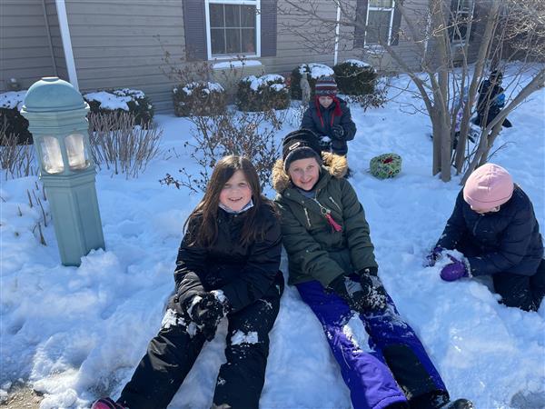 4th Grade Snowmen Fun at Bickford