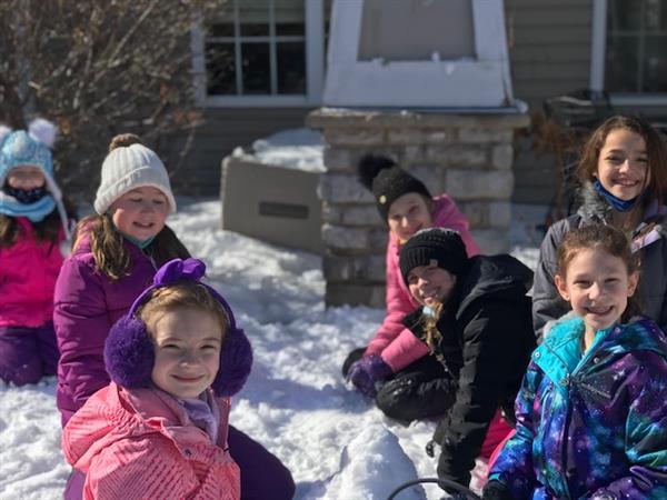 4th Grade Snowmen Fun at Bickford