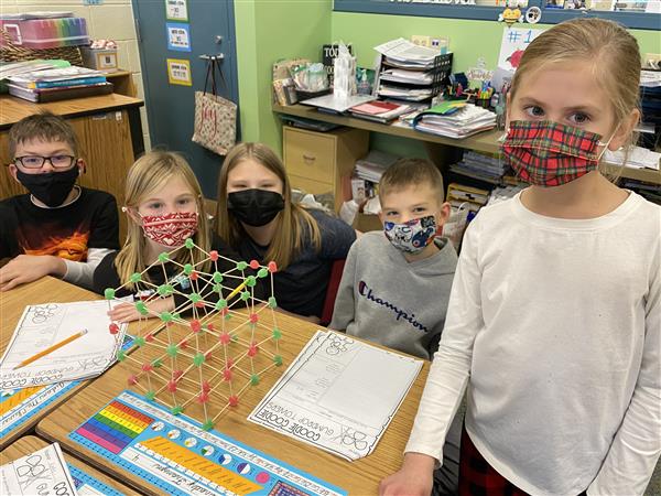 Paluch STEM Challenge Gumdrop Towers