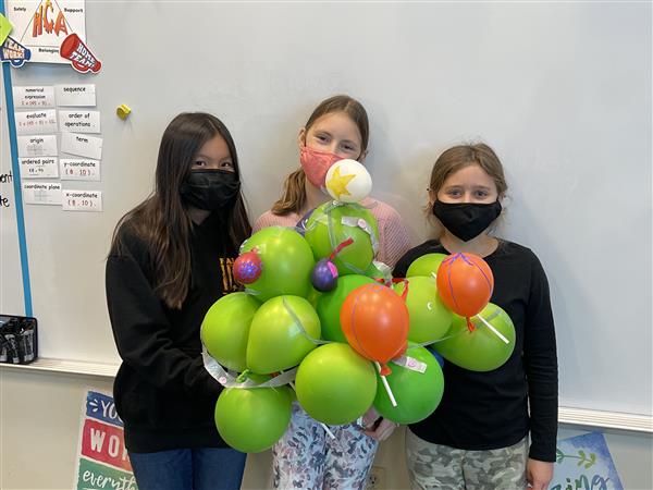 5M STEM Balloons over Broadway