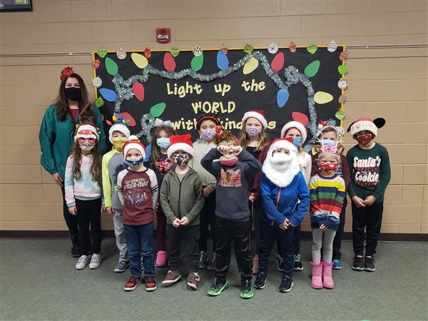 Ms. Gbur's Tree Topper Day