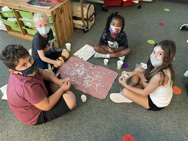 Mrs. Brougham's 1st grade class learning about animal structures