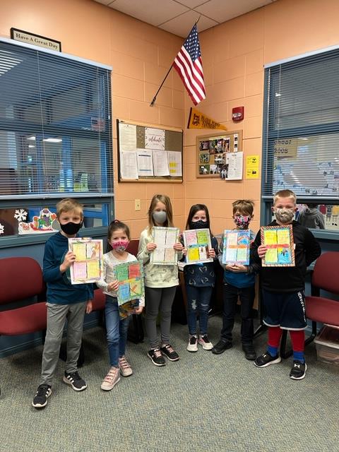 1R Reading Many Kinds of Birds to the Office