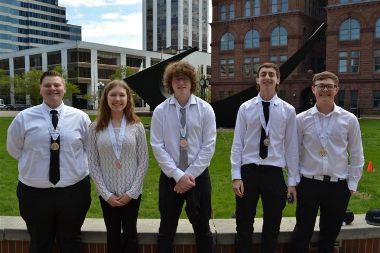 students who received medals at SkillsUSA