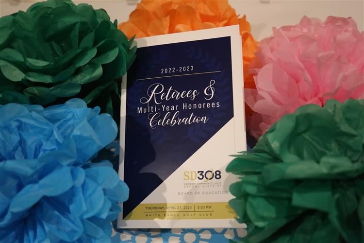 image of Retirees and Multi-year honorees celebration program